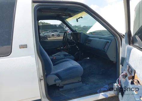 1994 Chevrolet Blazer K1500 from USA, damaged, VIN 1GNEK18K3RJ411175